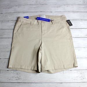 Celebrity Pink Women's Casual Bermuda Shorts Size 16 Beige Trousers